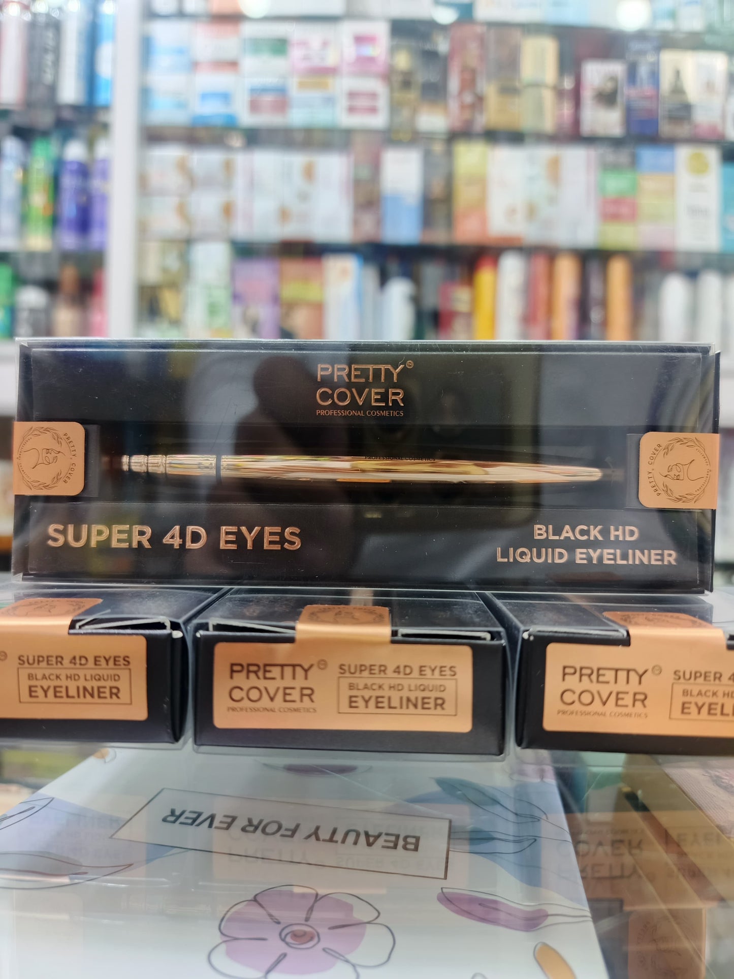 Pretty cover super 4D marker eyeliner
