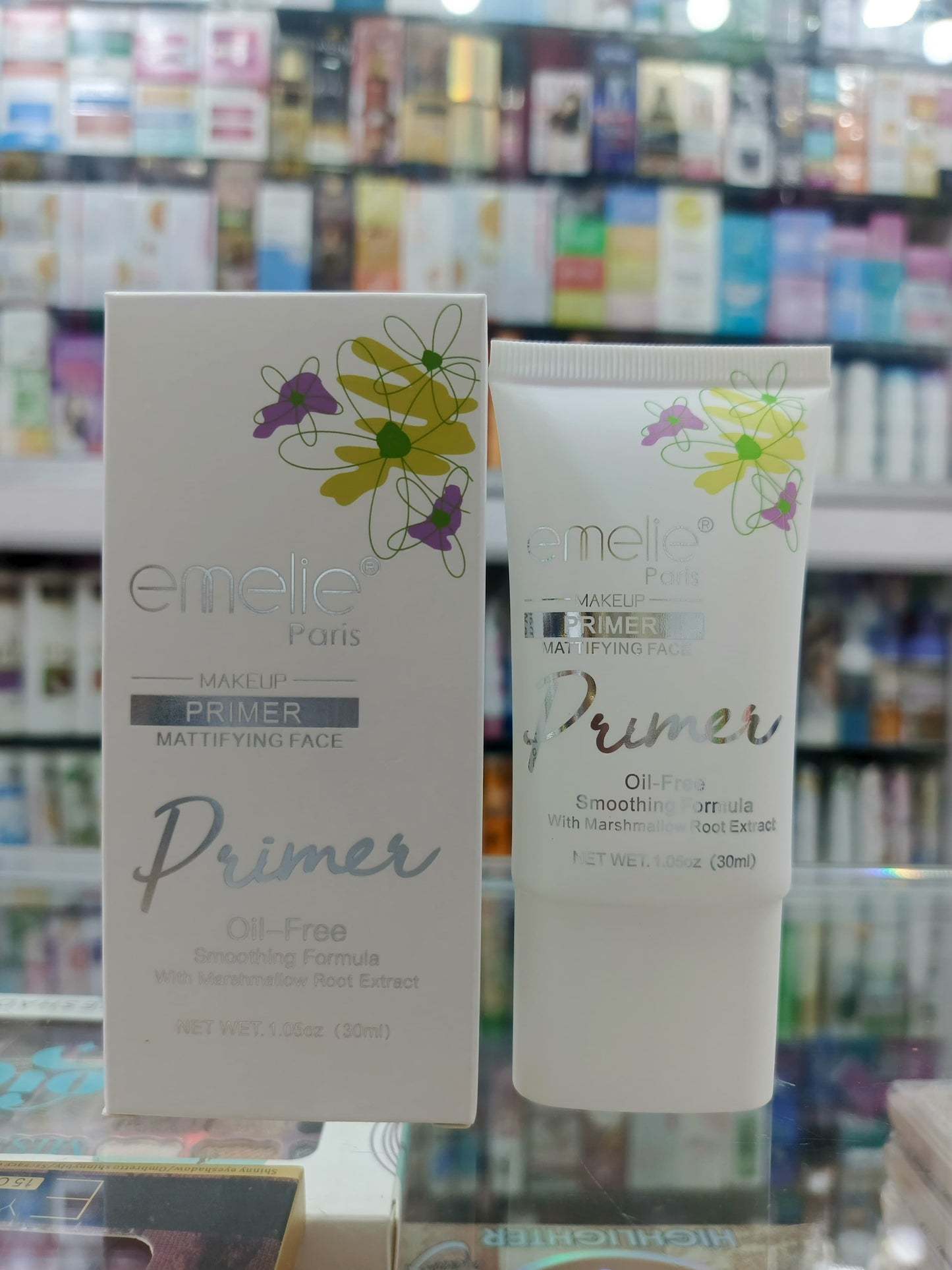Emelie, Mattyfiying oil-free primer