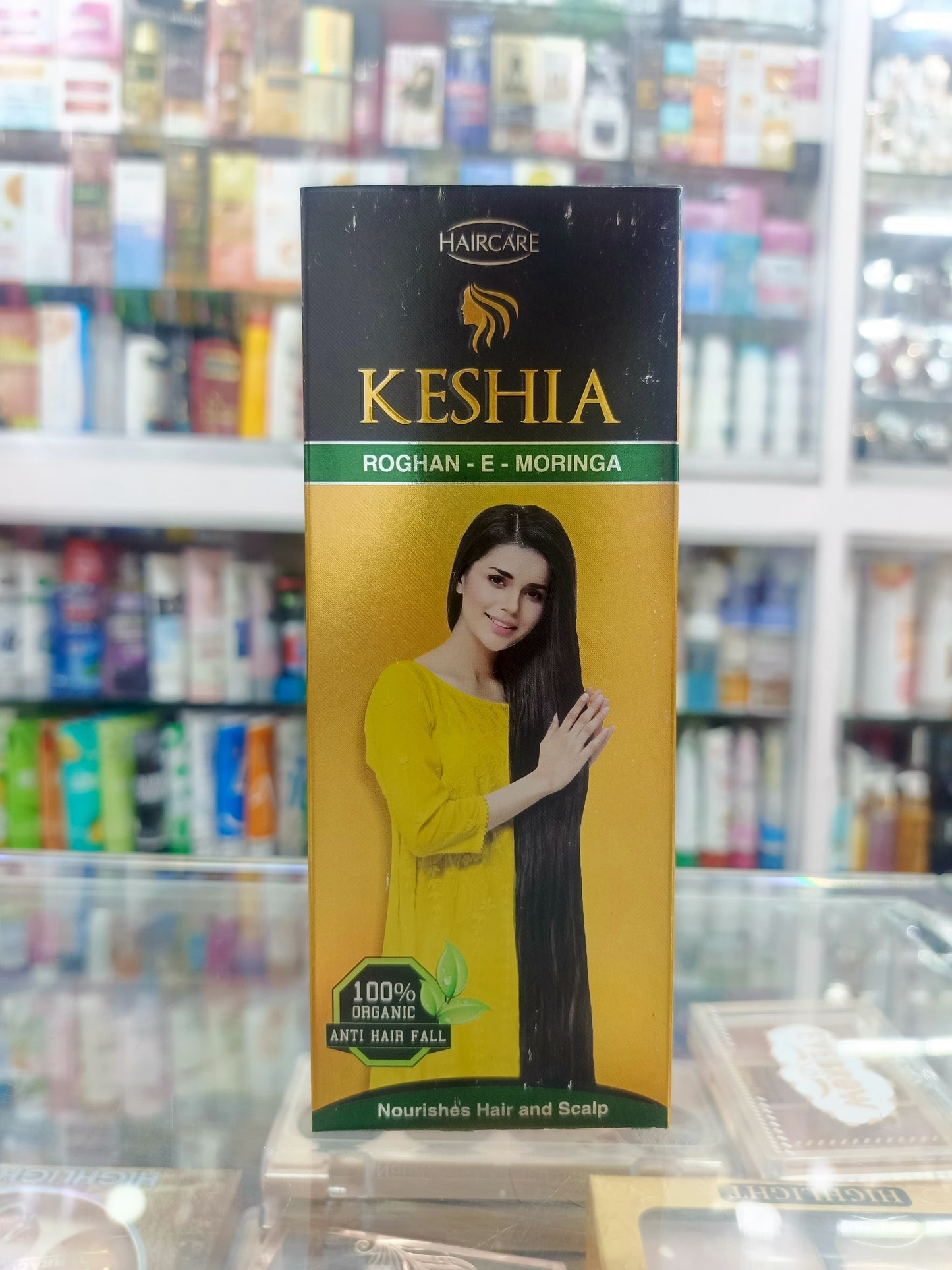 Keshia rogan & moringa hair oil with comb cap 120ml