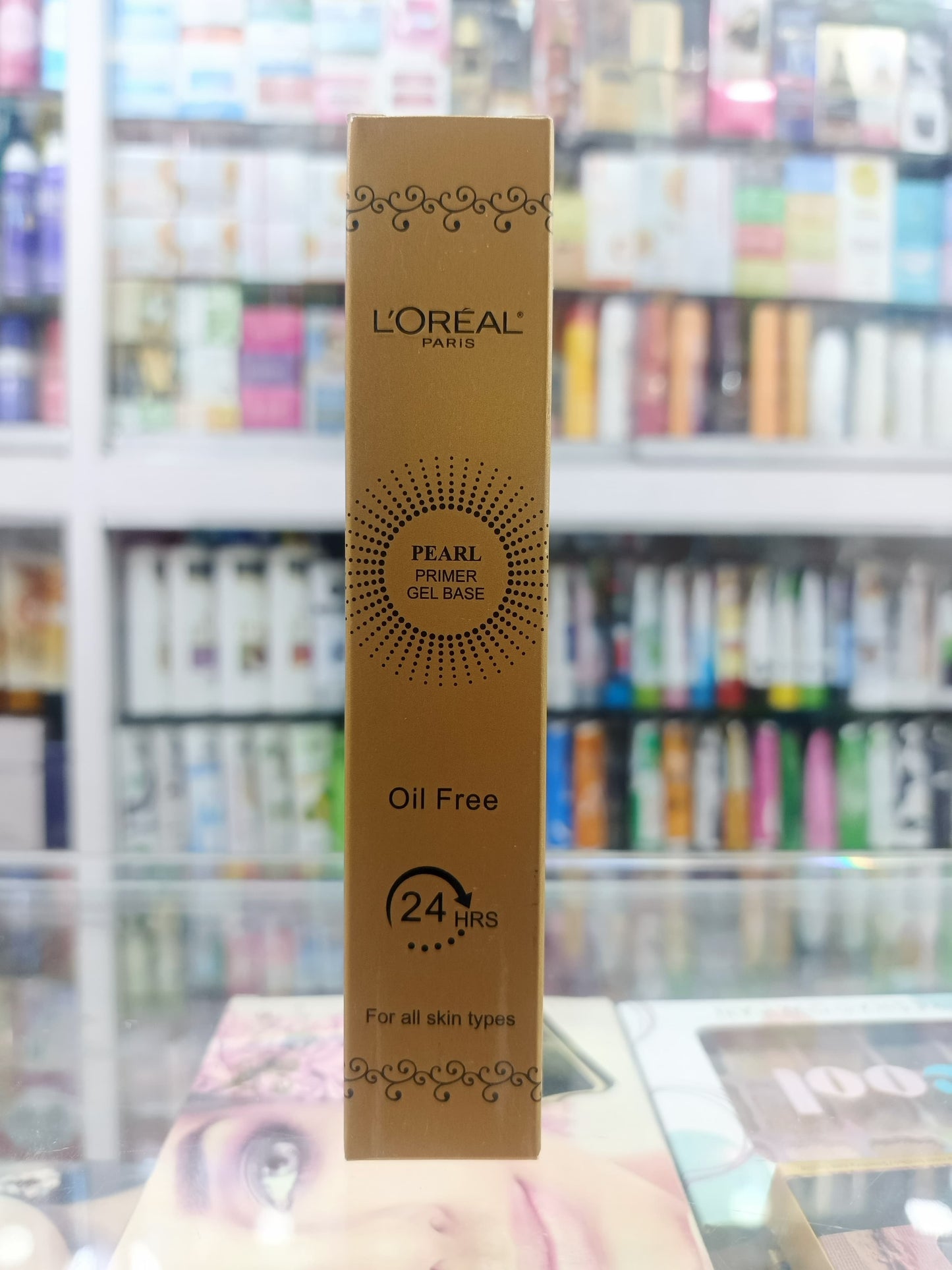 Loreal, oil free 24h lasting makeup primer