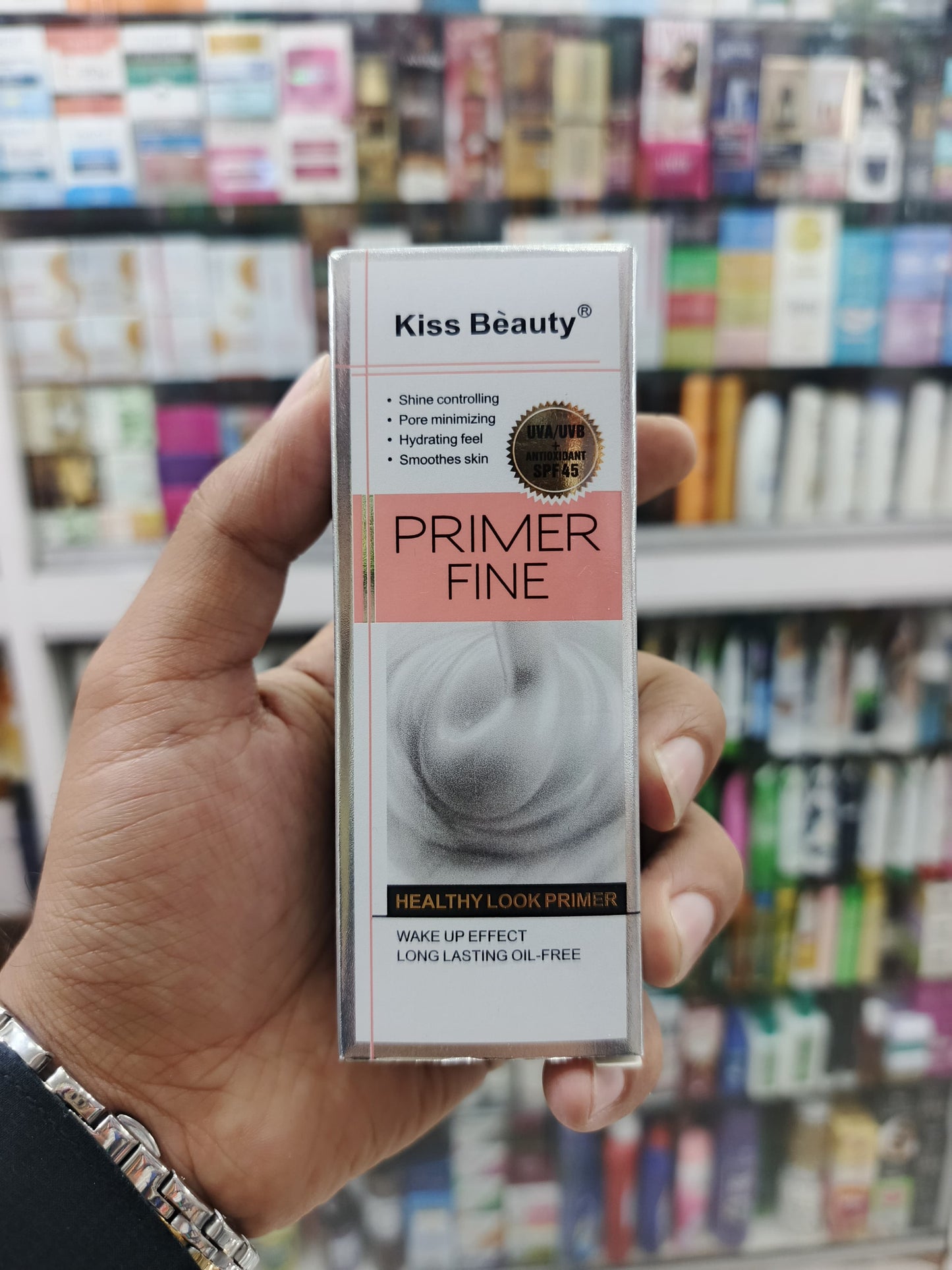 Kiss beauty, fine makeup primer