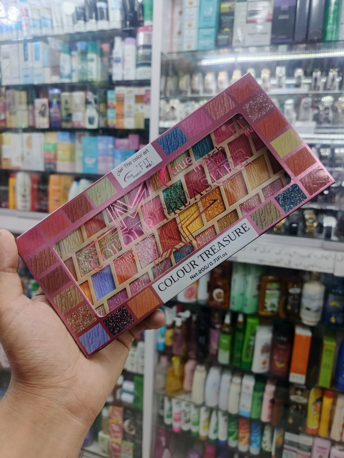 True match, colour tressure, 40 color eyeshadow palette