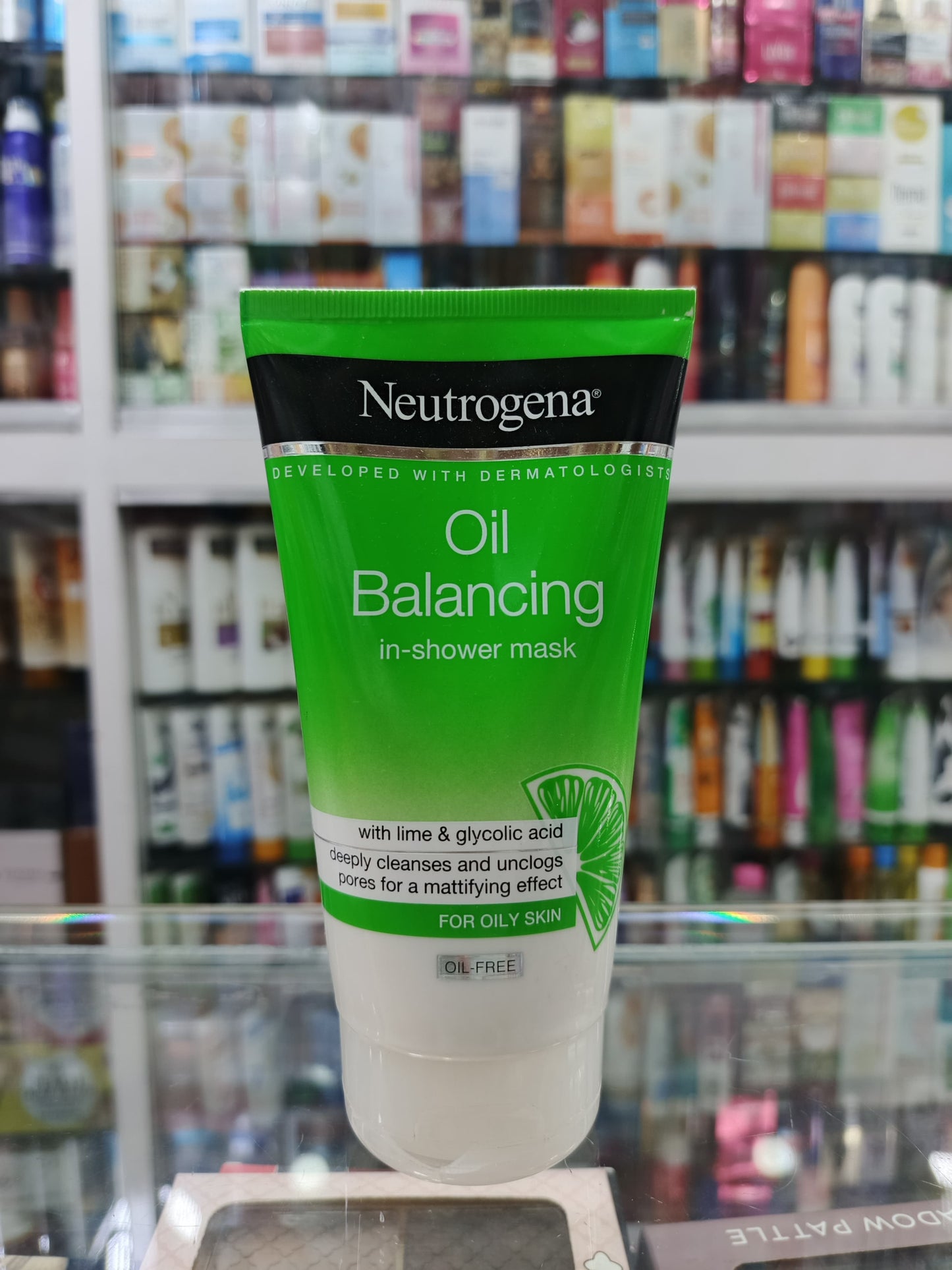Neutrogena Oil Balancing In-Shower Mask – Lime & Glycolic Acid