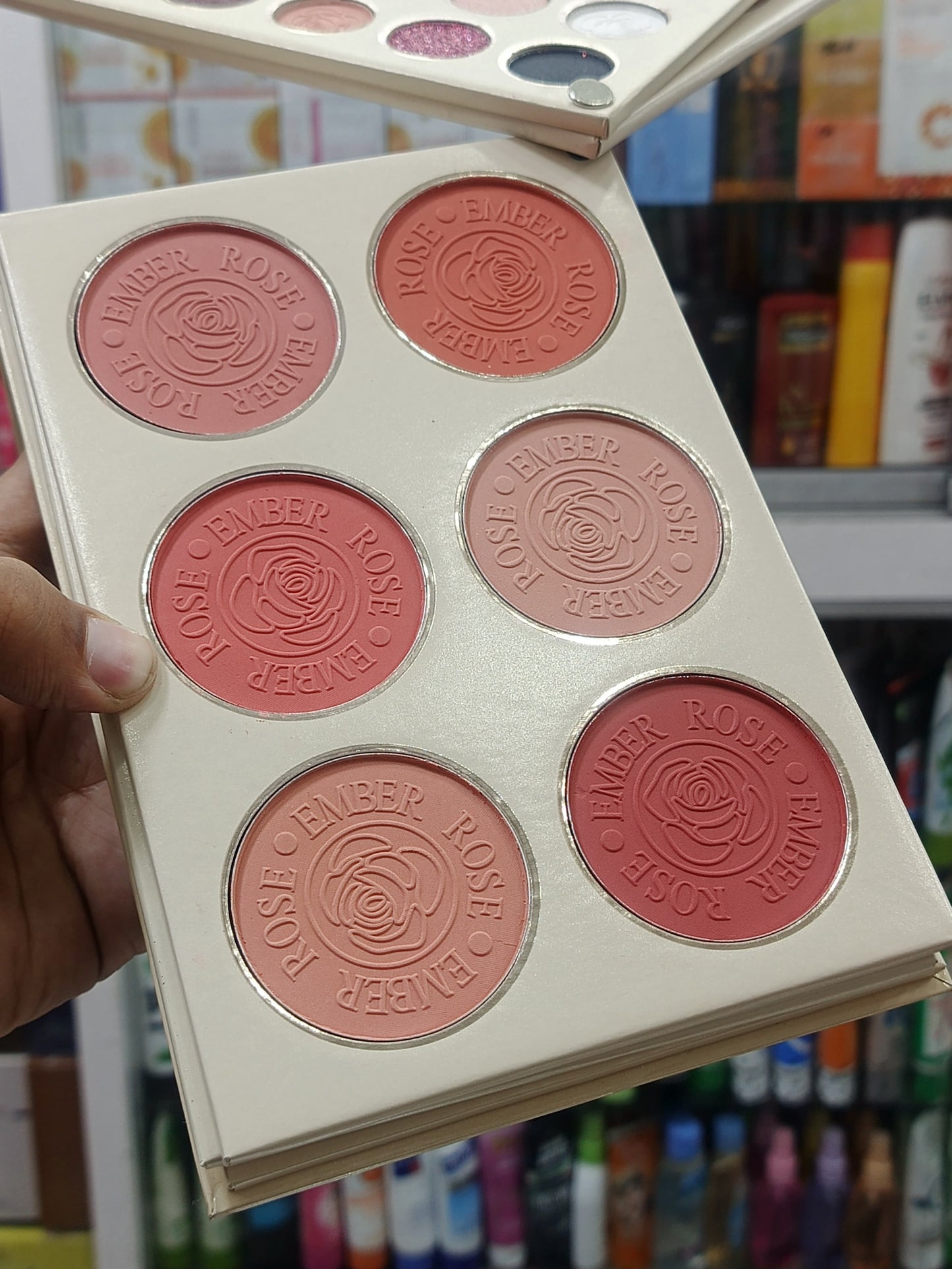 Sheglam, 5 pages makeup book pallatte