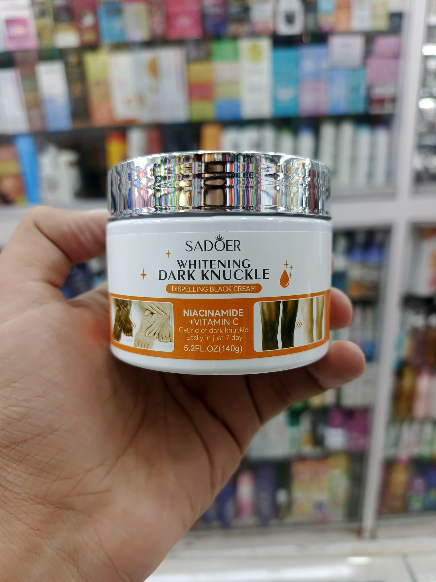 Sadoer , whitening dark knuckle cream with niacinamide + Vitamin C cream