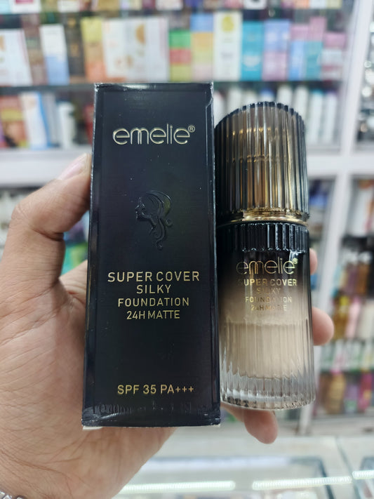 Emelie, super cover silky foundation 25H matte