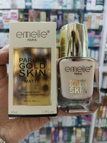 Emelie, Parure gold skin matte foundation