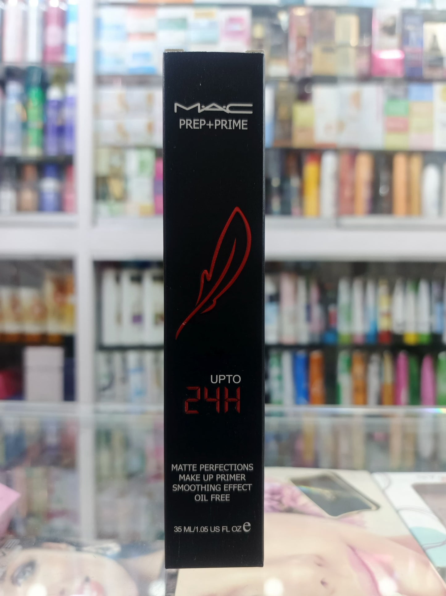 Mac, 24H lasting matte makeup primer