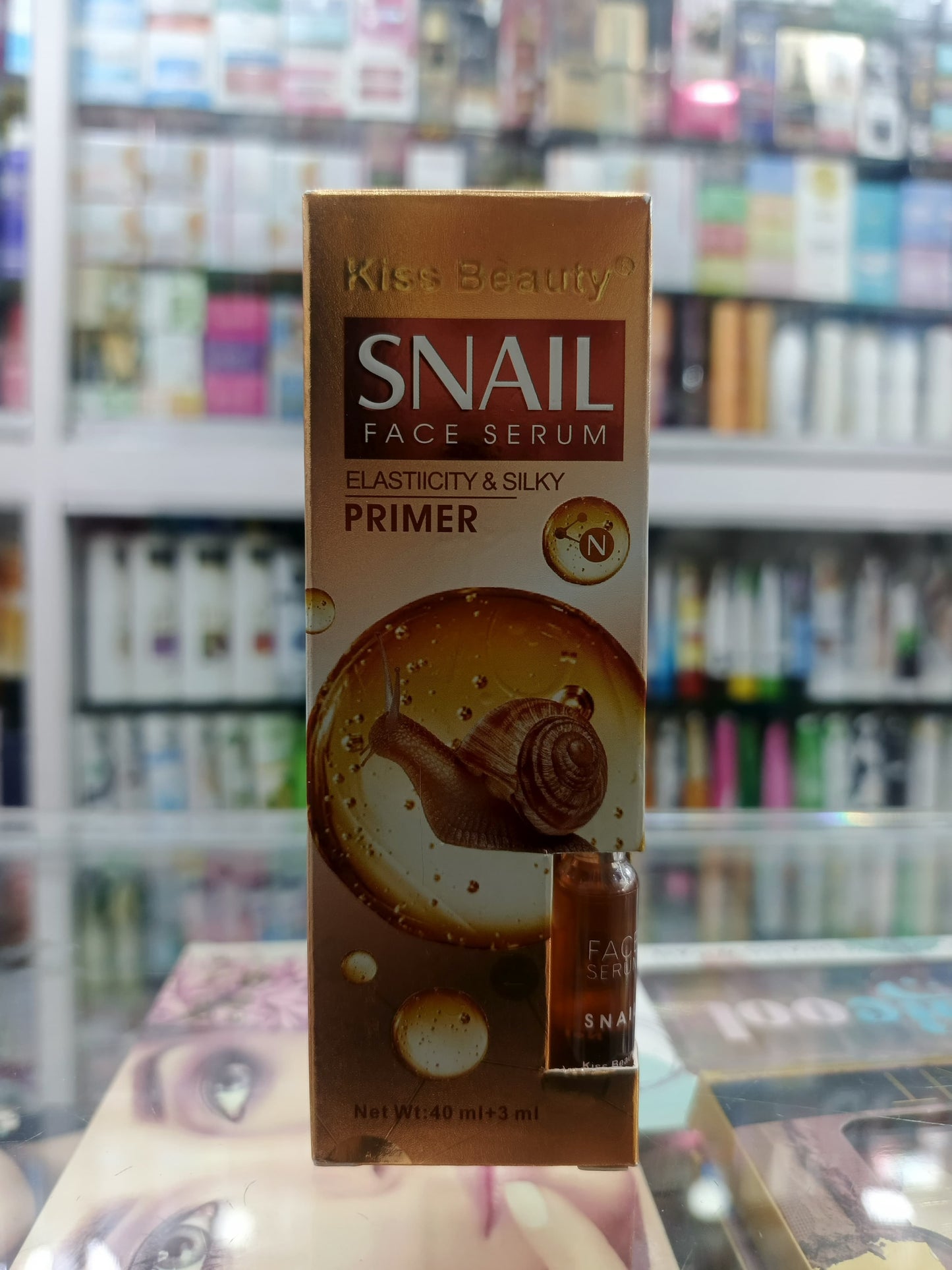 Kiss beauty, snail makeup primer