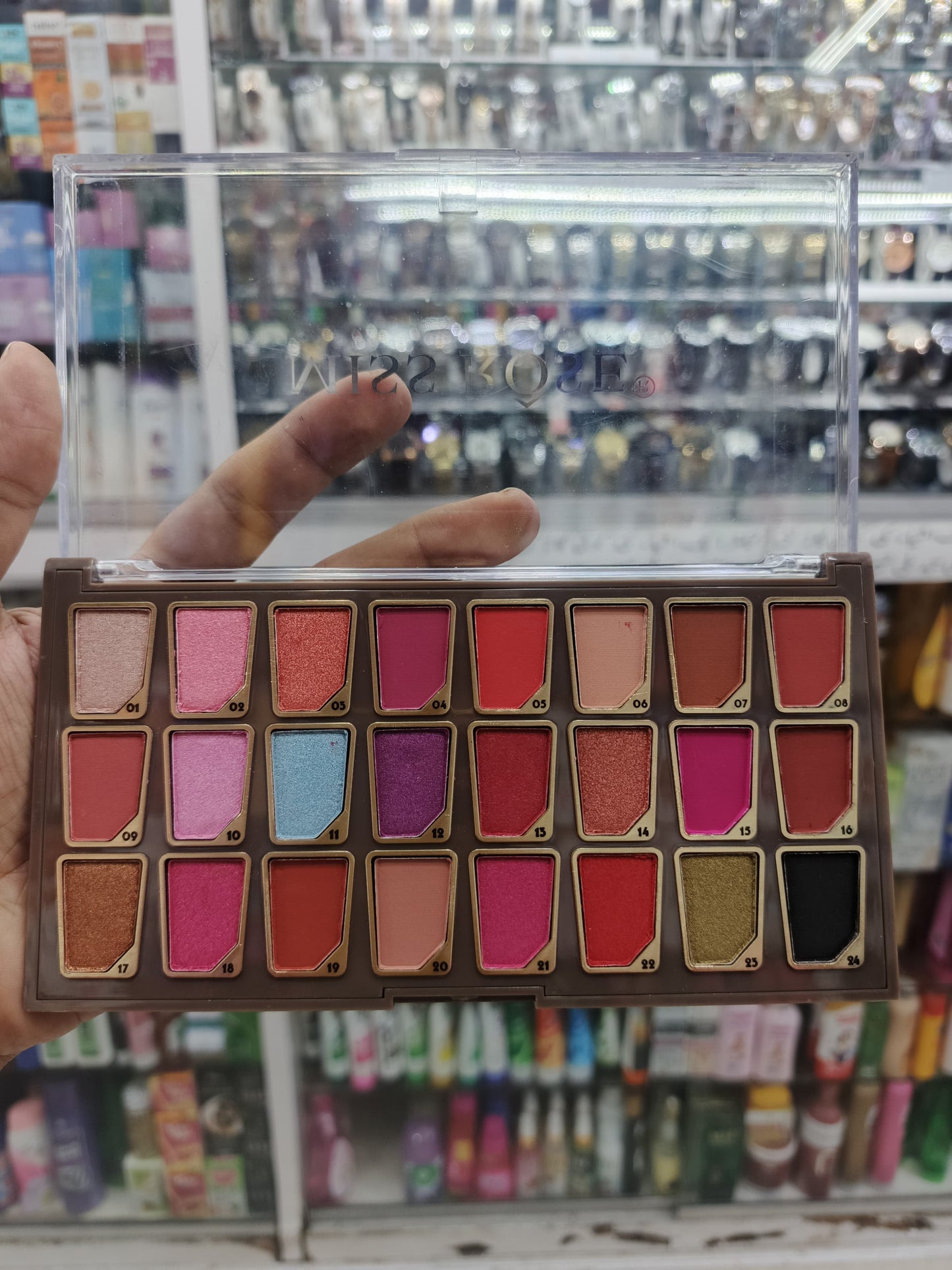 Miss rose, 24 color eye shadow palette (RED)