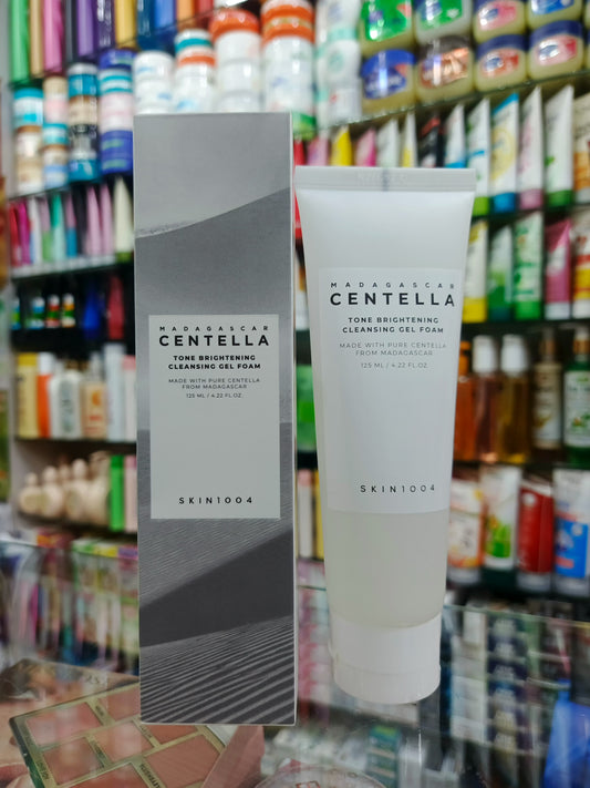 ✨ SKIN1004 Madagascar Centella Tone Brightening BHA Foam – 125ml