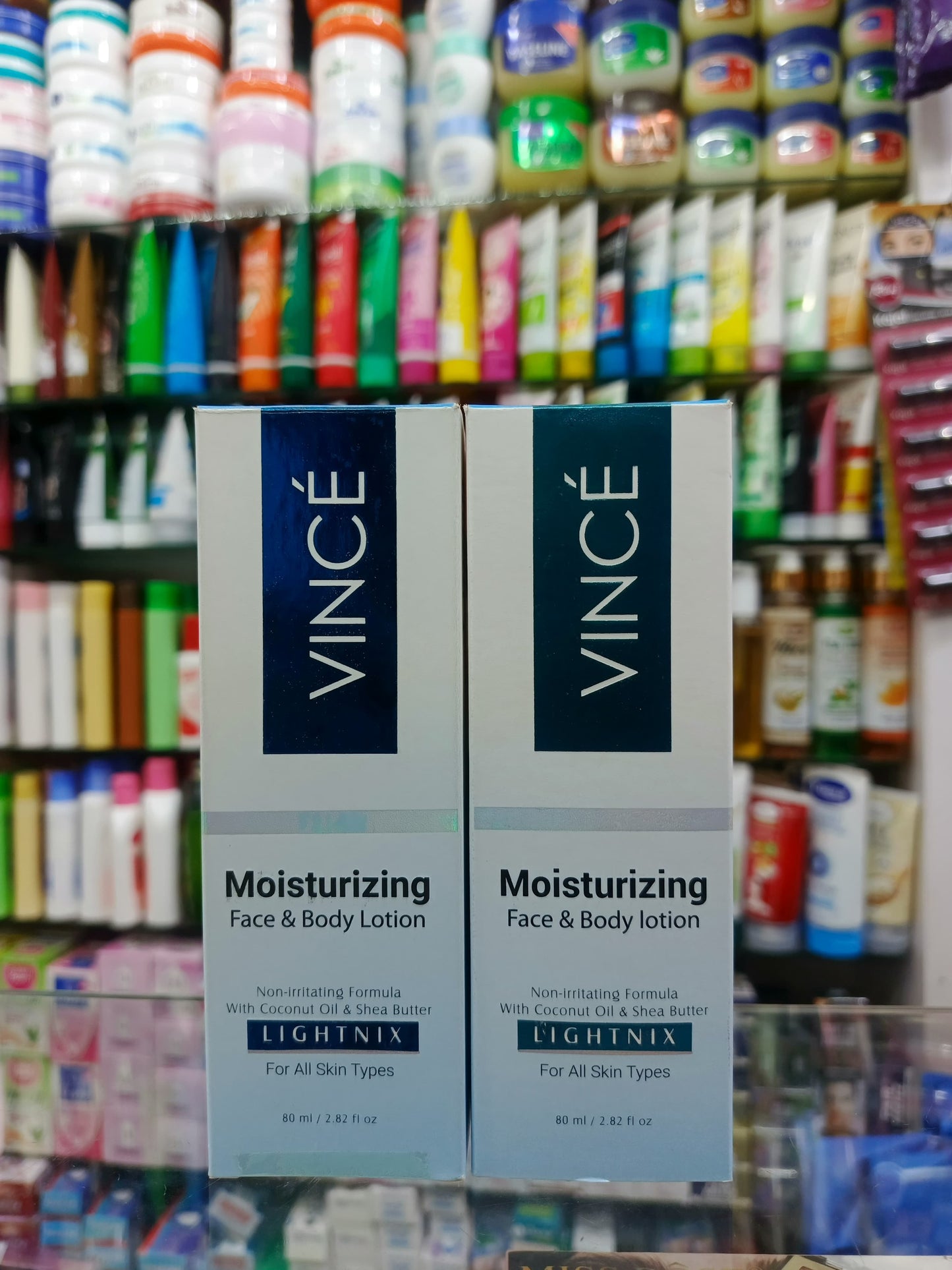 Vince, Lightnix Moisturizing face & lotion, 80ml