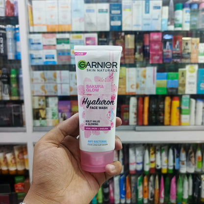 Garnier, Sakura glow, hyaluron facewash, 100ml