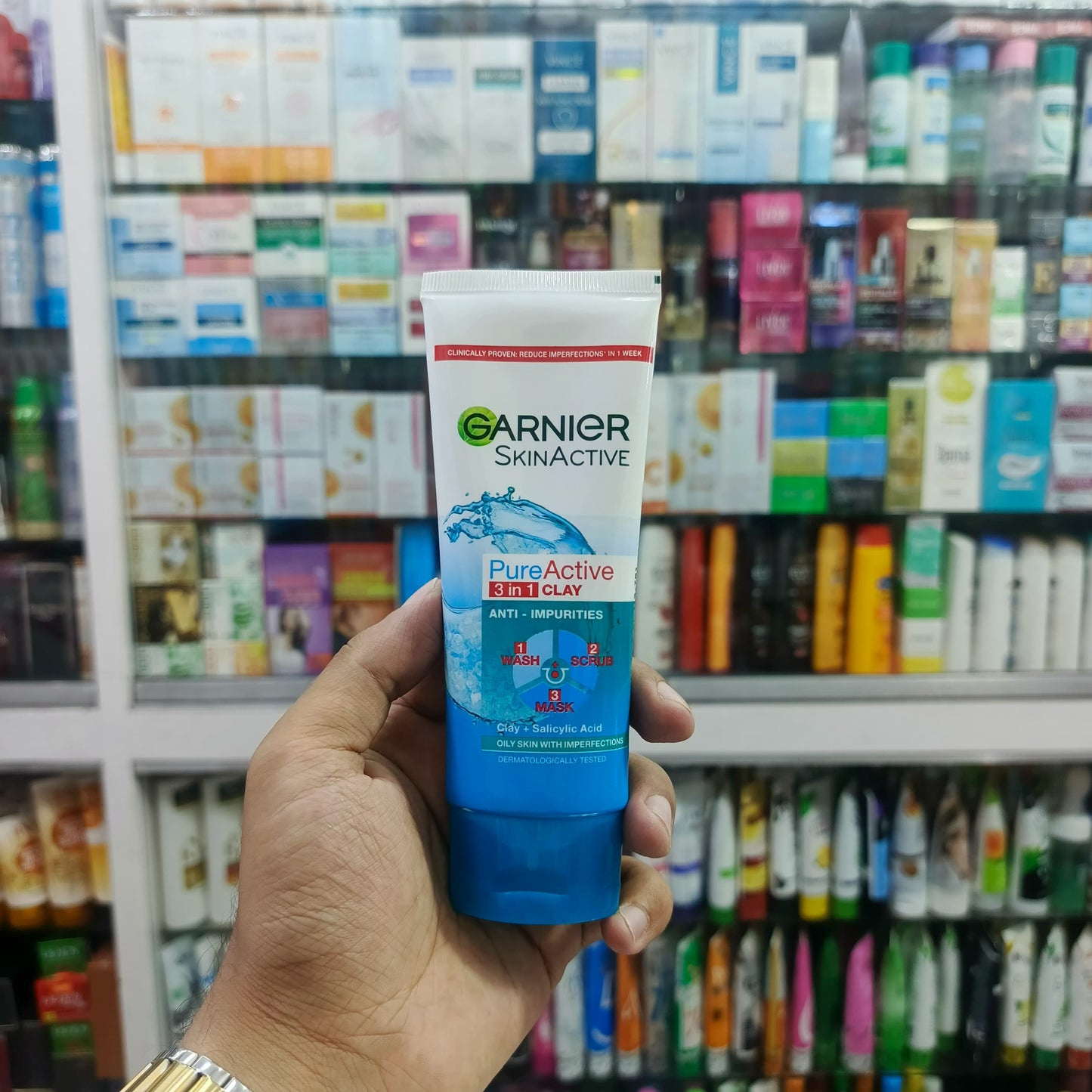 Garnier, Pure active 3in1 active clay + salicylic acid facewash 100ml
