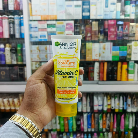 Garnier, Bright complete, Vitamin C facewash, 100ml