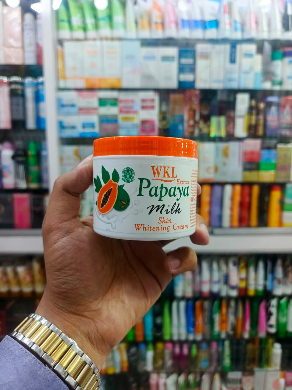 Fruit of wokali, Whitening face cream with papaya & milk exract