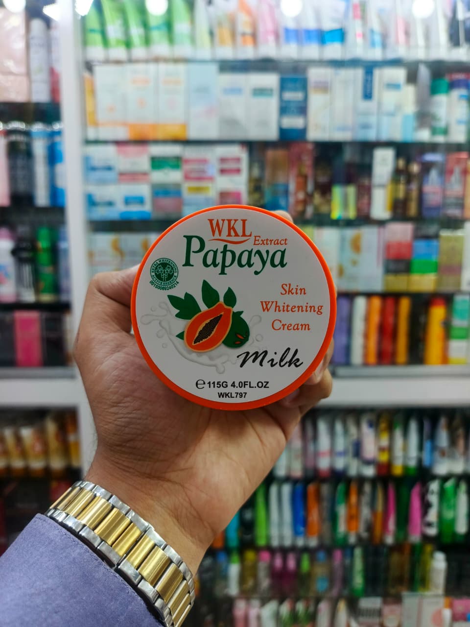 Fruit of wokali, Whitening face cream with papaya & milk exract